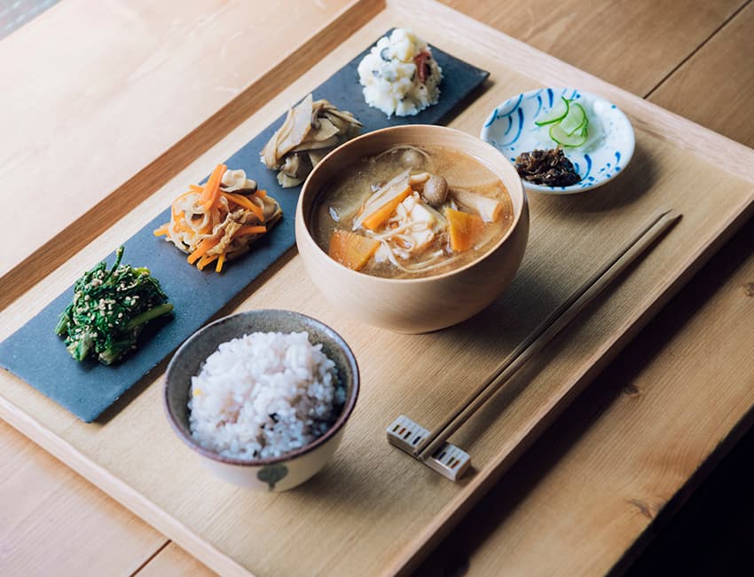 お味噌汁の定食