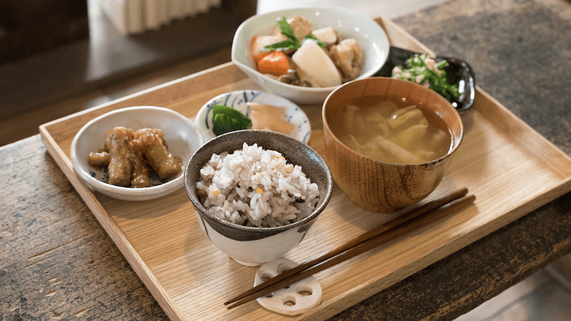 普通の定食を食べたい